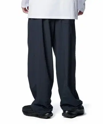 새상품급 UNDER ARMOUR 나일론 팬츠 2XL 블랙 남성용