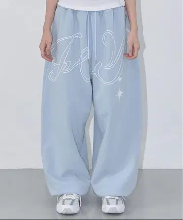 FANCY CLUB 와이드 루즈 엔젤 조거 스웨트 팬츠