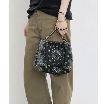 MALUS 마스 Bandana 퀼팅 숄더백