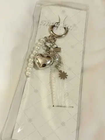 snowman 1st POPUP 한국 스노우 키링