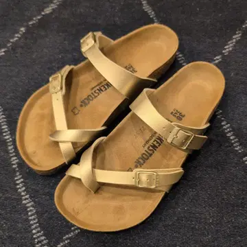 BIRKENSTOCK 골드 샌들 38 24.5