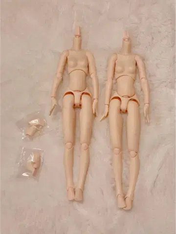 퓨어니모2 에모션 M 여아 화이트 2체 힐 발