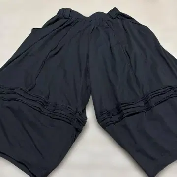모에 팬츠