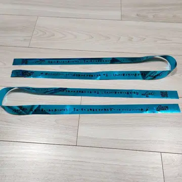 CUTIE STREET 우메다 미유 은색 테이프