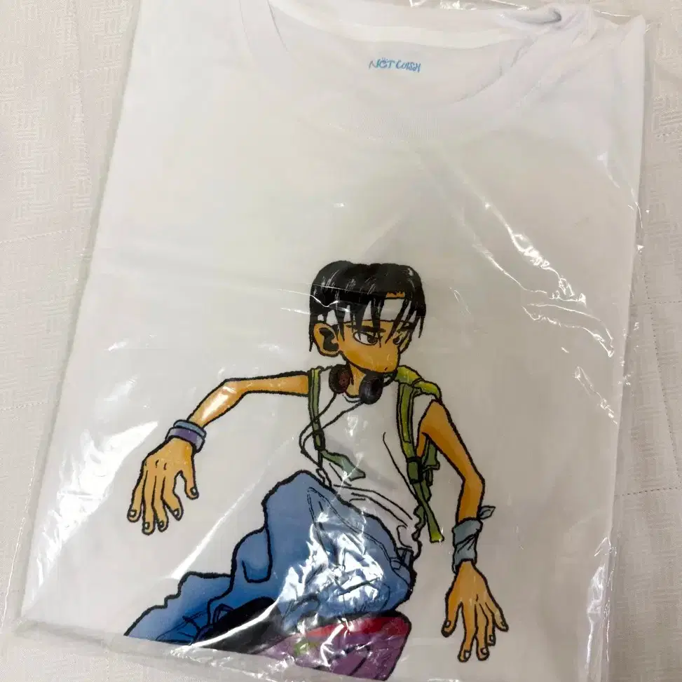 NCT | 엔시티 Nct wish Everland Sakuya T-shirt poca X on Bunjang