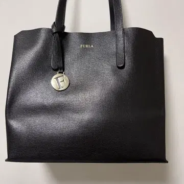 FURLA 훌라 토트백 블랙 F참 포함