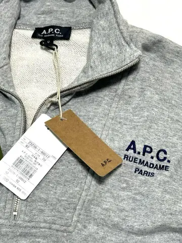 A.P.C 프릭스스토어 별주 하프 지퍼 트레이닝복 맨투맨
