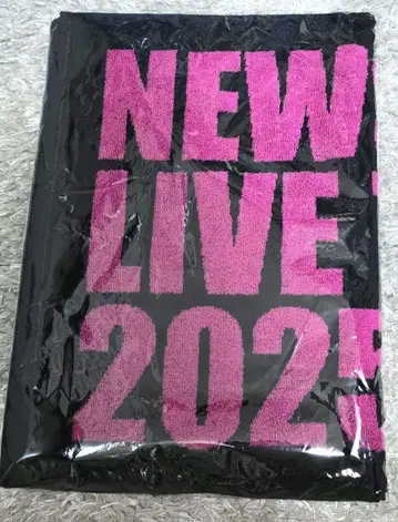NEWS LIVE TOUR 2025 변신 타월
