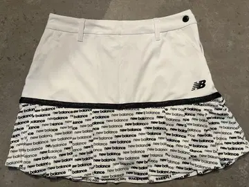 뉴발란스 여성용 숏팬츠 M 화이트