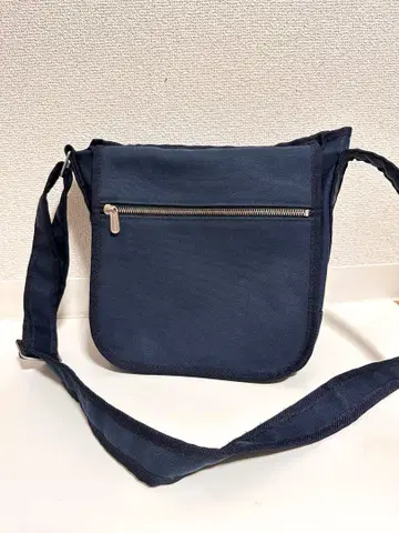 마리메꼬 숄더백 네이비 올카라우크알바니 구형 모델 가방