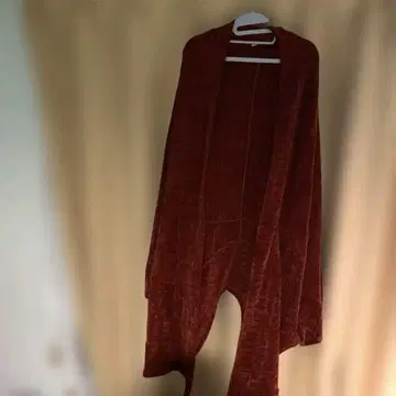 긴팔 가디건 차이하네