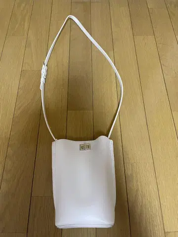 NATURAL BEAUTY BASIC 백
