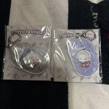 도쿄 리벤저스 푸니큐토 쿠로카와 이자나 츠루기 아크릴 키링