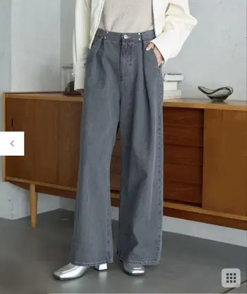 어스 뮤직 앤 이콜로지 턱 후크 데님 팬츠 M 사이즈