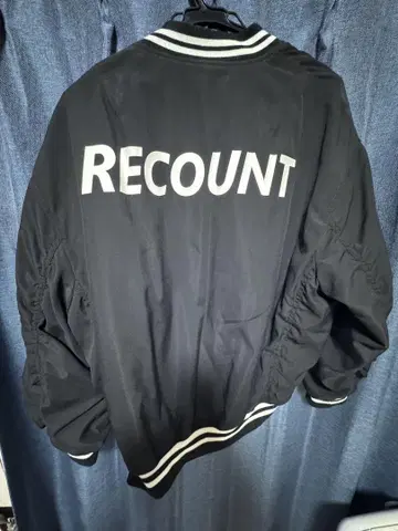 RECOUNT 블랙 나일론 자켓