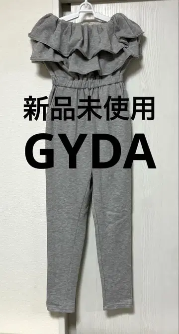 미사용 새상품 GYDA 프릴 오프숄더 살로펫 F 사이즈 그레이