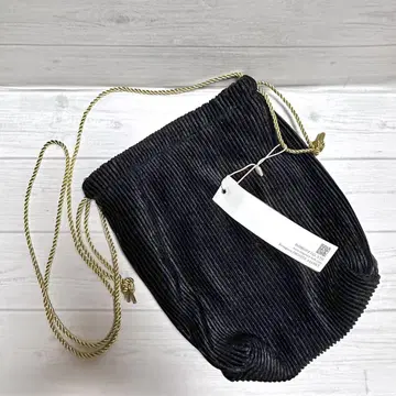 dignity closet 블랙 코듀로이 숄더백