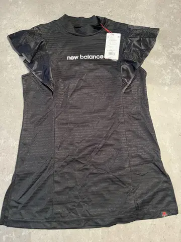 택 포함 미사용 새상품 new balance 블랙 플레어 셔츠