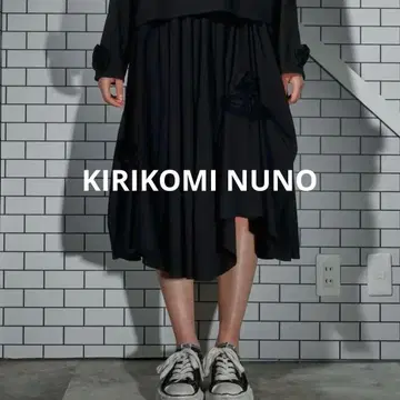 KIRIKOMI NUNO 스커트