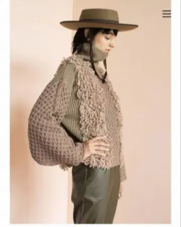 LEINWANDE 라인바인드 Loop Turtle Knit