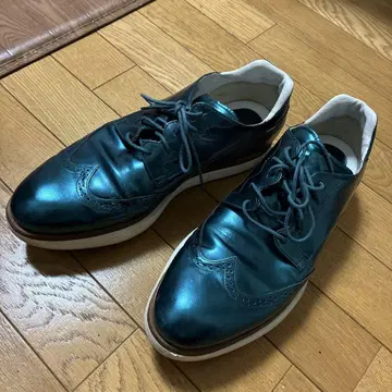 와이쓰리 y-3 그린 계열 메탈릭 신발 UK 8