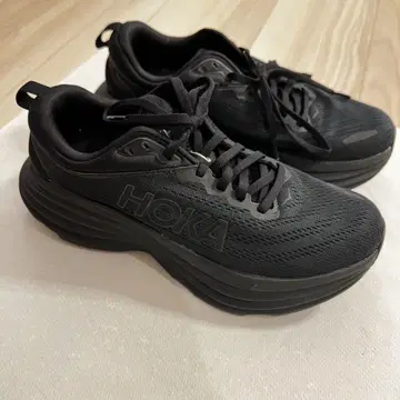 HOKA BONDI8 블랙 24cm