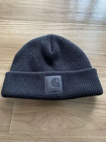 Carhartt 블랙 니트 모자