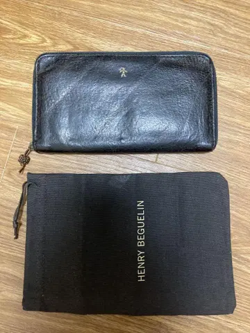 HENRY BEGUELIN 블랙 가죽 장지갑 수납 봉투 포함