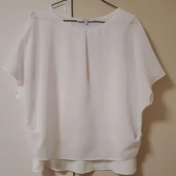 UNTITLED 화이트 티셔츠