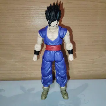 드래곤볼 S.H.Figuarts 얼티밋 손오반