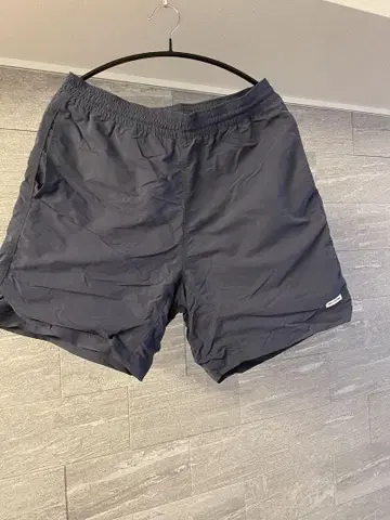 헬리 한센 숏팬츠
