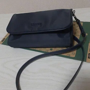 미사용에 새상품급 Lipault 숄더백