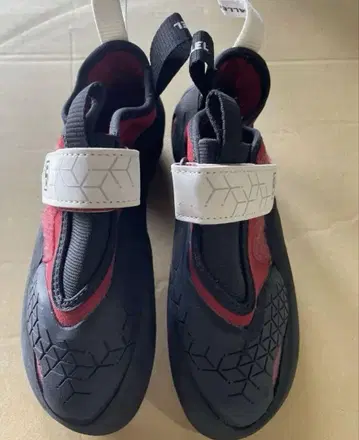 UNPARALLEL FLAGSHIP 클라이밍 신발 9