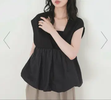 미사용 새상품 LIAN 리안 V넥 벌룬 베스트