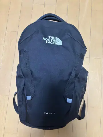 THE NORTH FACE VAULT 블랙 백팩