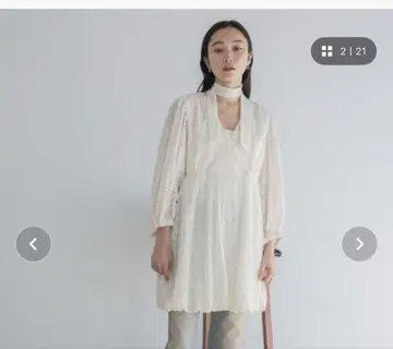 JEANASIS 아이보리 레이스 벌룬 원피스