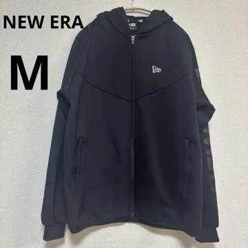 NEW ERA 새상품급! M 사이즈 블랙 풀 집업 후드티