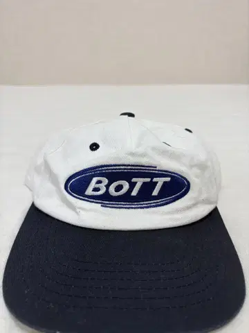 BoTT 로고 캡 아이보리 네이비 화이트