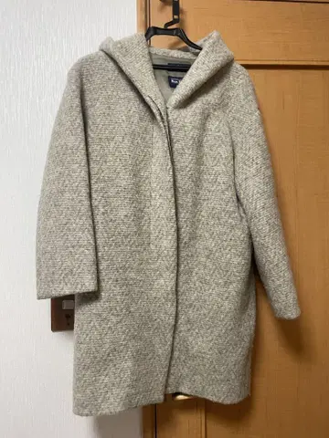 후드 부착 롱 코트 그레이 계열