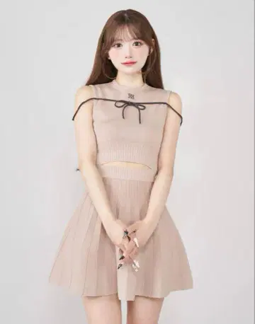 Darich 허리 오픈 스트링 니트 미니 원피스 베이지