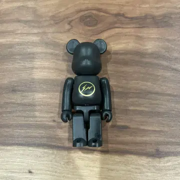 Fragment Design Bearbrick Black 베어브릭