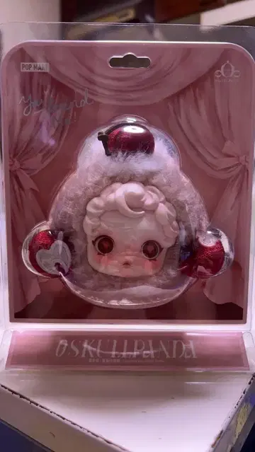 POP MART SKULLPAN 이어폰 케이스