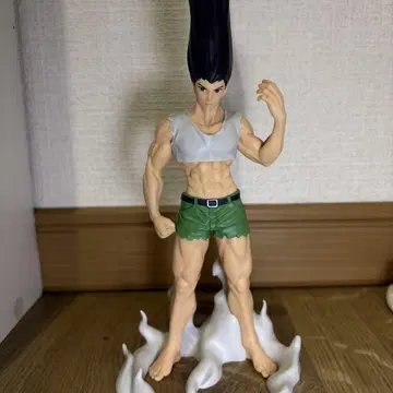 곤 피규어