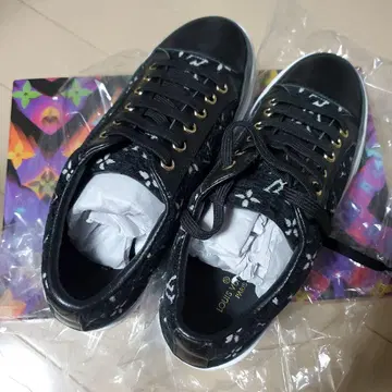 블랙 스니커즈 24cm 여성용 LV