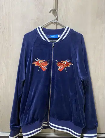 디즈니 뮬란 무슈 드래곤 자수 벨로아 스카잔 네이비 L