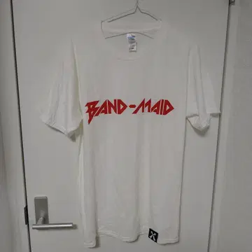 시착만 한 상품 BAND-MAID 화이트 레드 T셔츠 L 사이즈