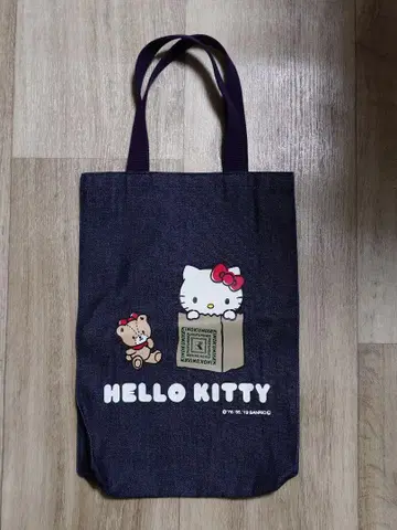 새상품급 기노쿠니야 헬로키티 데님 토트백 산리오 한정품