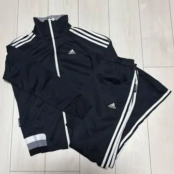 택 포함 미사용 새상품 adidas 저리 상하의 세트 셋업 S