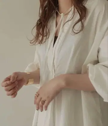 (alumu.) 엘르 original 2way puff blouse