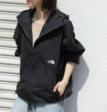 새상품! THE NORTH FACE COMPACTJACKET 블랙